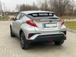 Toyota C-HR foto 3