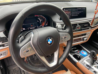 BMW 7 Series foto 9