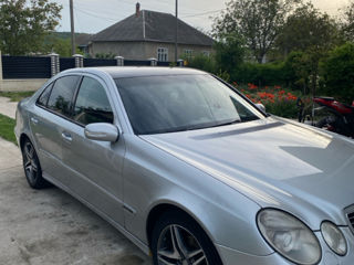 Mercedes E-Class foto 7