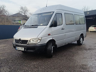 Mercedes sprinter foto 3