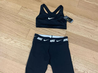 Vind pantaloni scurti Nike marimea S foto 1