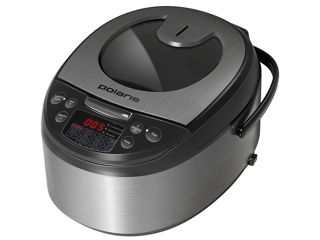 Multicooker Polaris comod pentru gătirea bucatelor