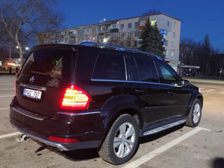 Mercedes GL-Class foto 2