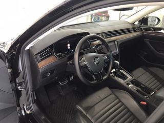 Volkswagen Passat foto 6