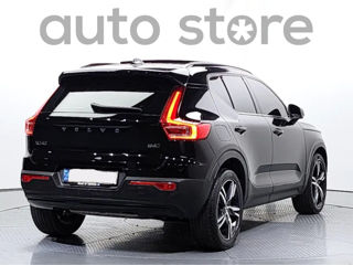 Volvo XC40 foto 2