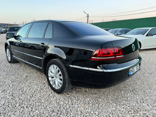 Volkswagen Phaeton foto 4