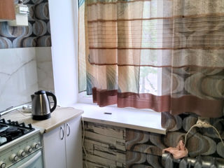 2-комн. кв., 50 м², 2/4 эт.