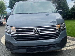 Volkswagen Caravelle foto 3