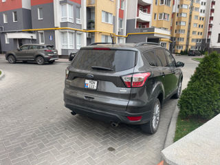 Ford Escape foto 4