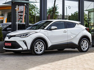 Toyota C-HR фото 4