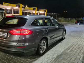 Ford Mondeo foto 4