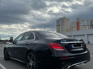 Mercedes E-Class foto 5