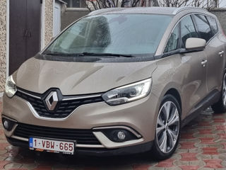 Renault Grand Scenic foto 2