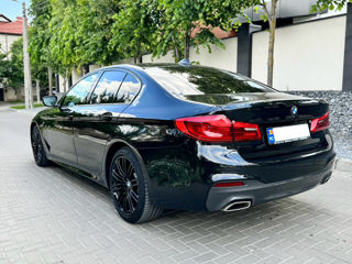 BMW 5 Series foto 2