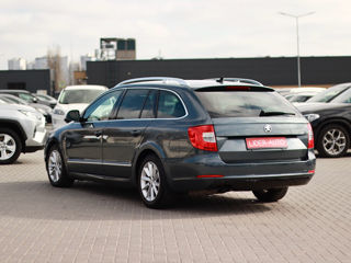 Skoda Superb foto 7