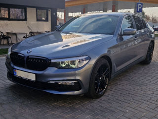 BMW 5 Series foto 1