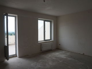 Apartament in bloc nou. Ungheni, str. Romana 112 foto 1