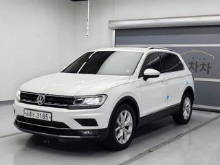 Volkswagen Tiguan foto 3