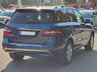 Mercedes M-Class foto 3