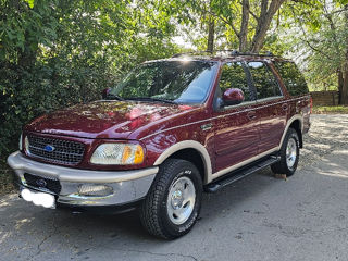 Ford Expedition foto 1