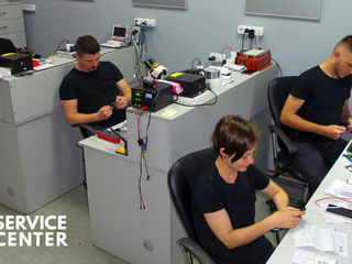 Замена дисплея на iPhone: наш сервисный центр гарантирует высокое качество ремонта! foto 4