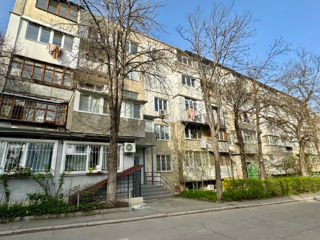 Apartament cu 2 camere, 52 m², Râșcani, Chișinău foto 1
