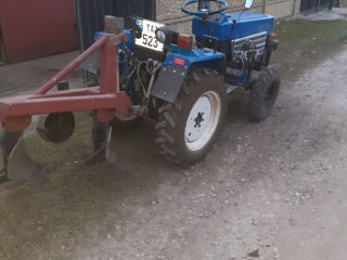 Vind tractor 4*4 foto 2