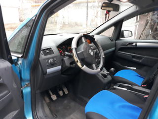 Opel Zafira foto 4