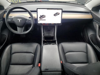 Tesla Model 3 foto 5