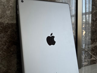 iPad (6th Generation) 128 GB foto 6