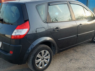 Renault Scenic foto 2