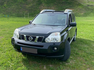 Nissan X-Trail foto 1