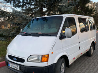 Ford Transit Connect foto 8