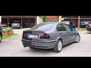 BMW 3 Series foto 6