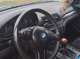 BMW 3 Series foto 3