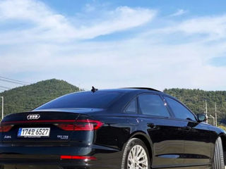 Audi A8 foto 4