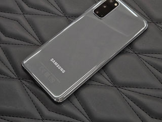 Samsung Galaxy S20 foto 3