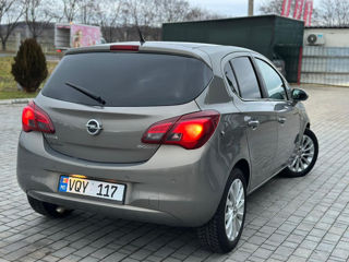 Opel Corsa foto 2