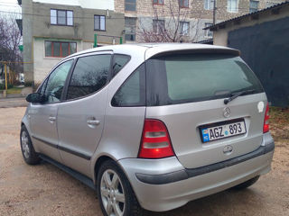 Mercedes A-Class foto 4