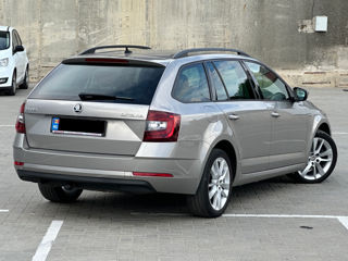 Skoda Octavia foto 4