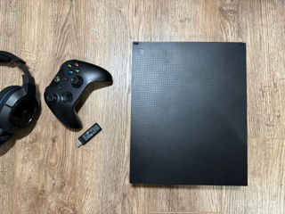 Xbox One X foto 4