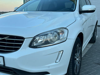 Volvo XC60 foto 3