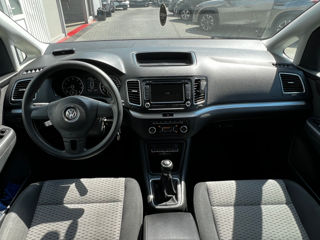 Volkswagen Sharan foto 10