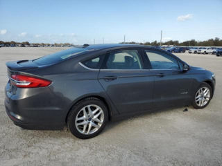 Ford Fusion foto 4