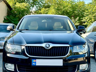 Skoda Superb foto 3