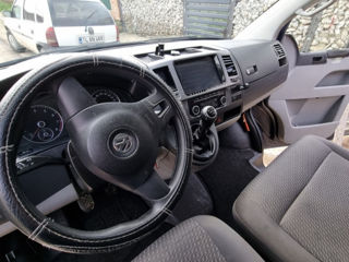 Volkswagen Caravelle foto 3