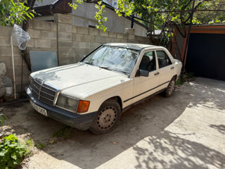 Mercedes 190 фото 1