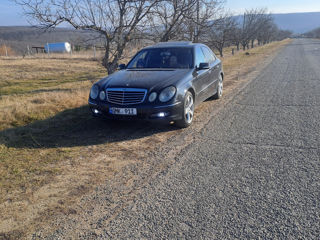 Mercedes E-Class foto 3