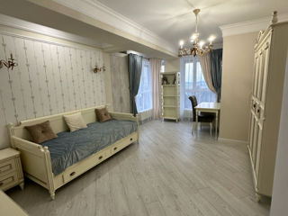 Apartament cu 2 camere, 82 m², Centru, Chișinău foto 6