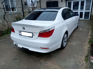 BMW 5 Series foto 3